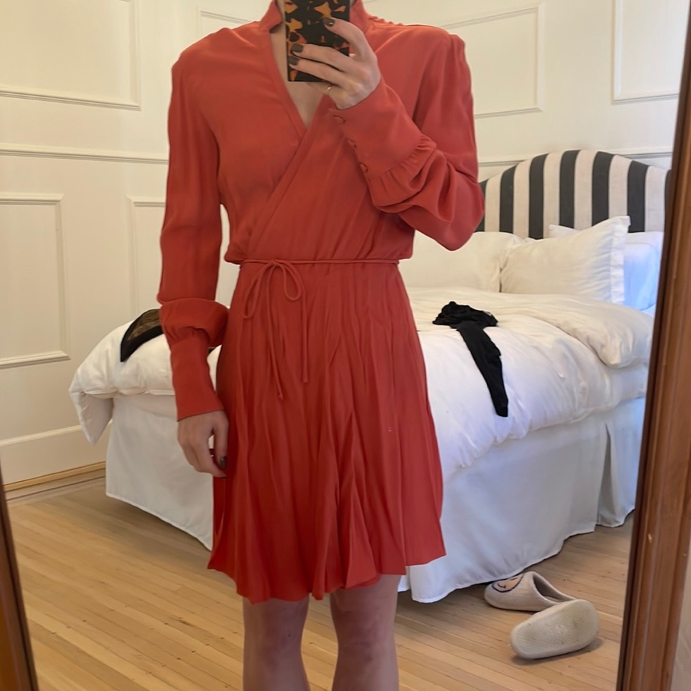Beautiful coral colored REFORMATION wrap dress 🪸